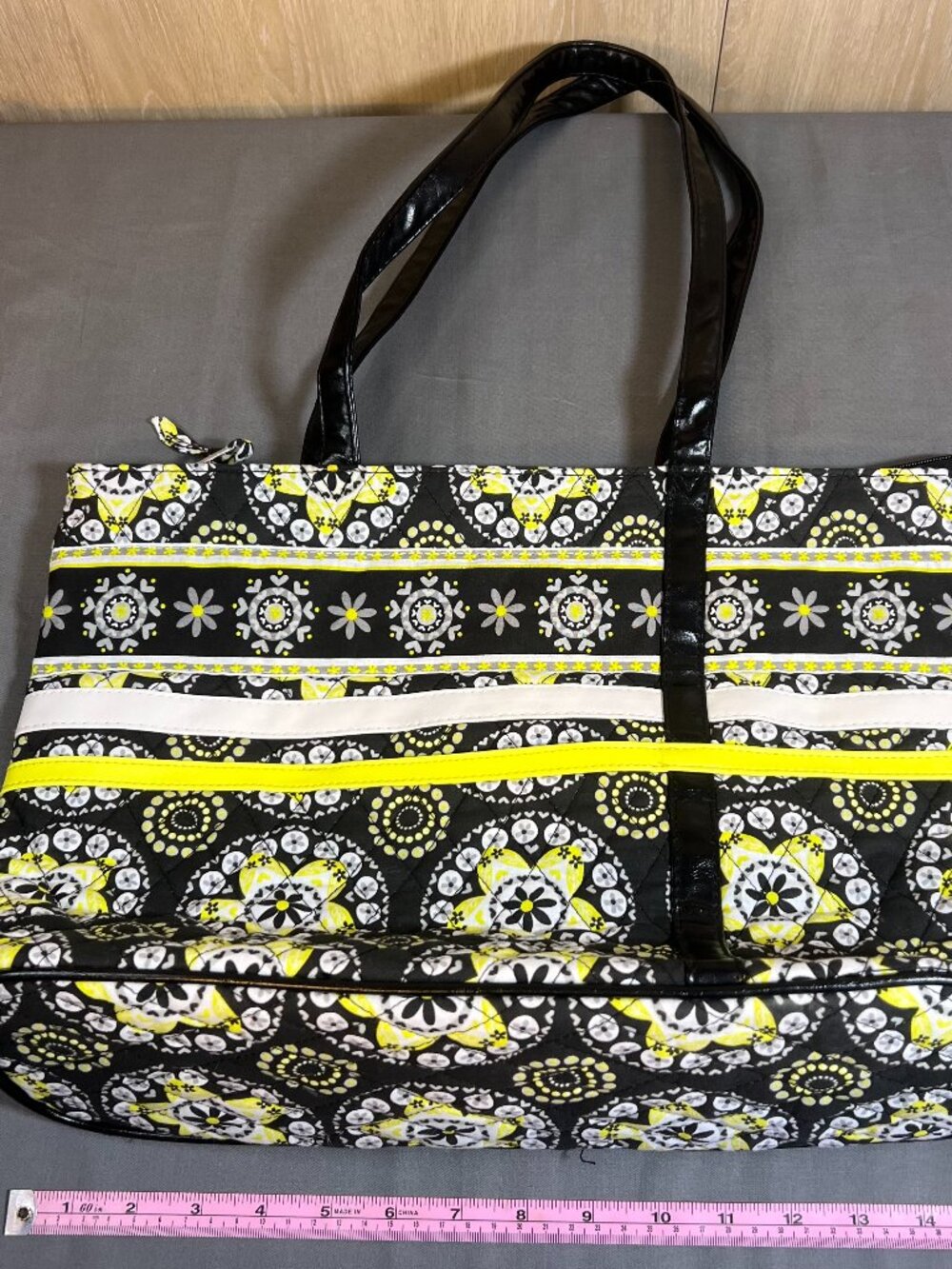 Vera Bradley Quilted Tote and Cosmetic Pouch Set - Black Yellow Floral - Good